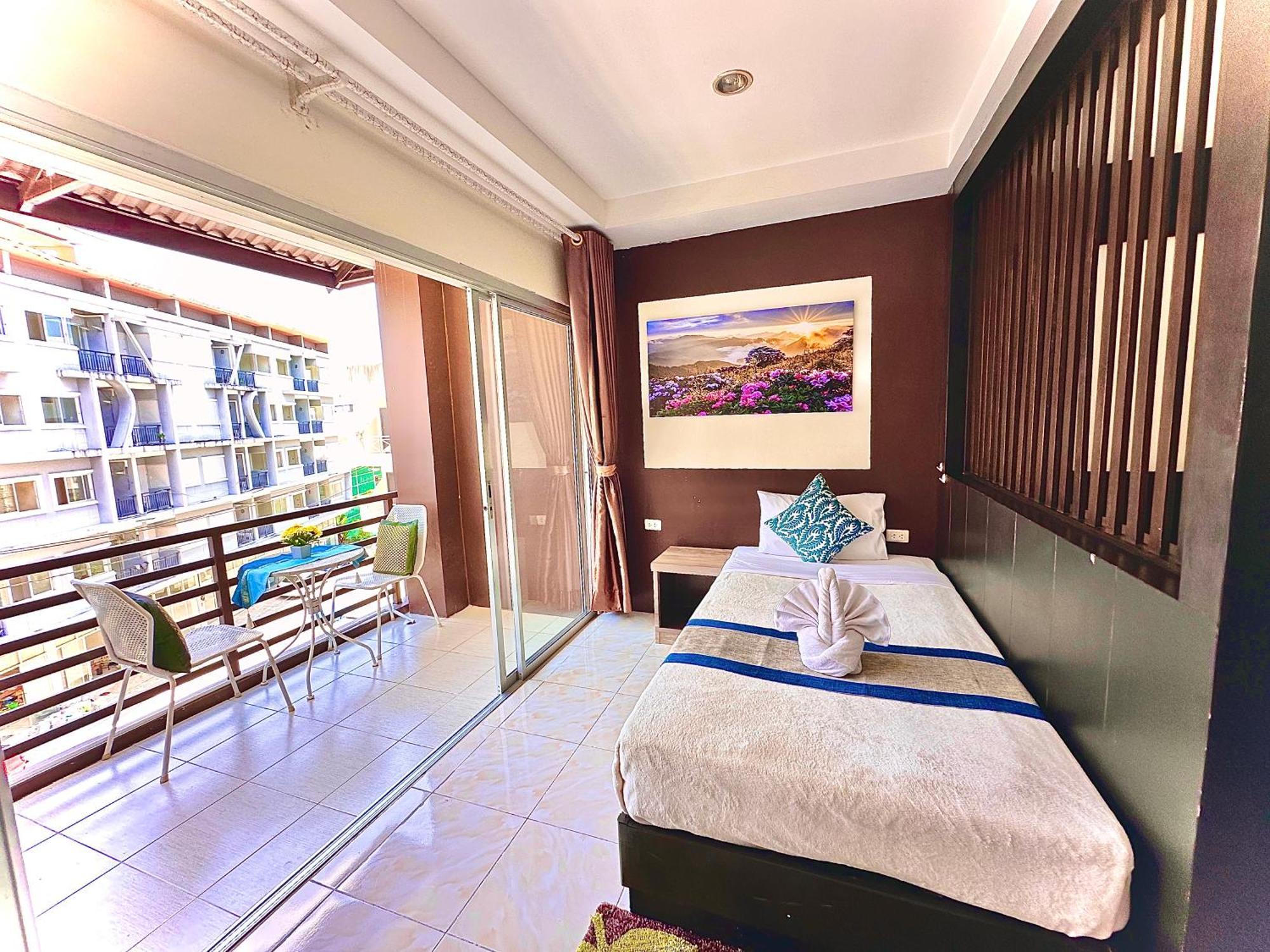 Thai Classic House Patong Екстериор снимка