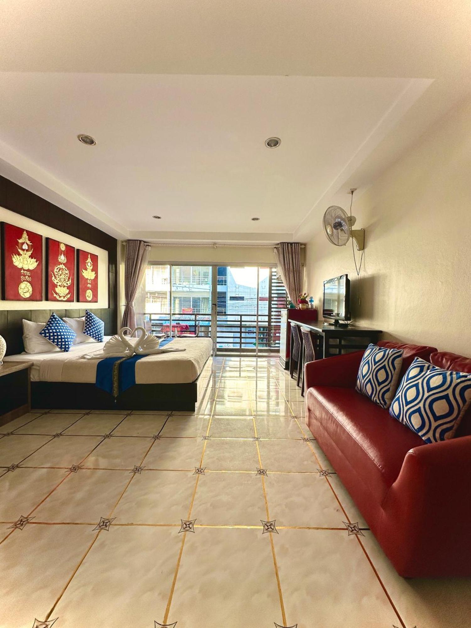 Thai Classic House Patong Екстериор снимка