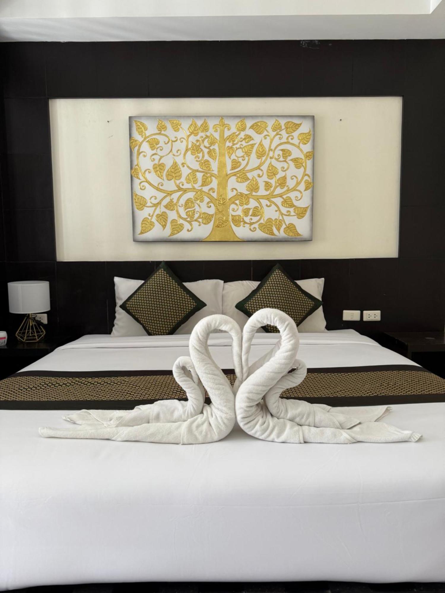 Thai Classic House Patong Екстериор снимка