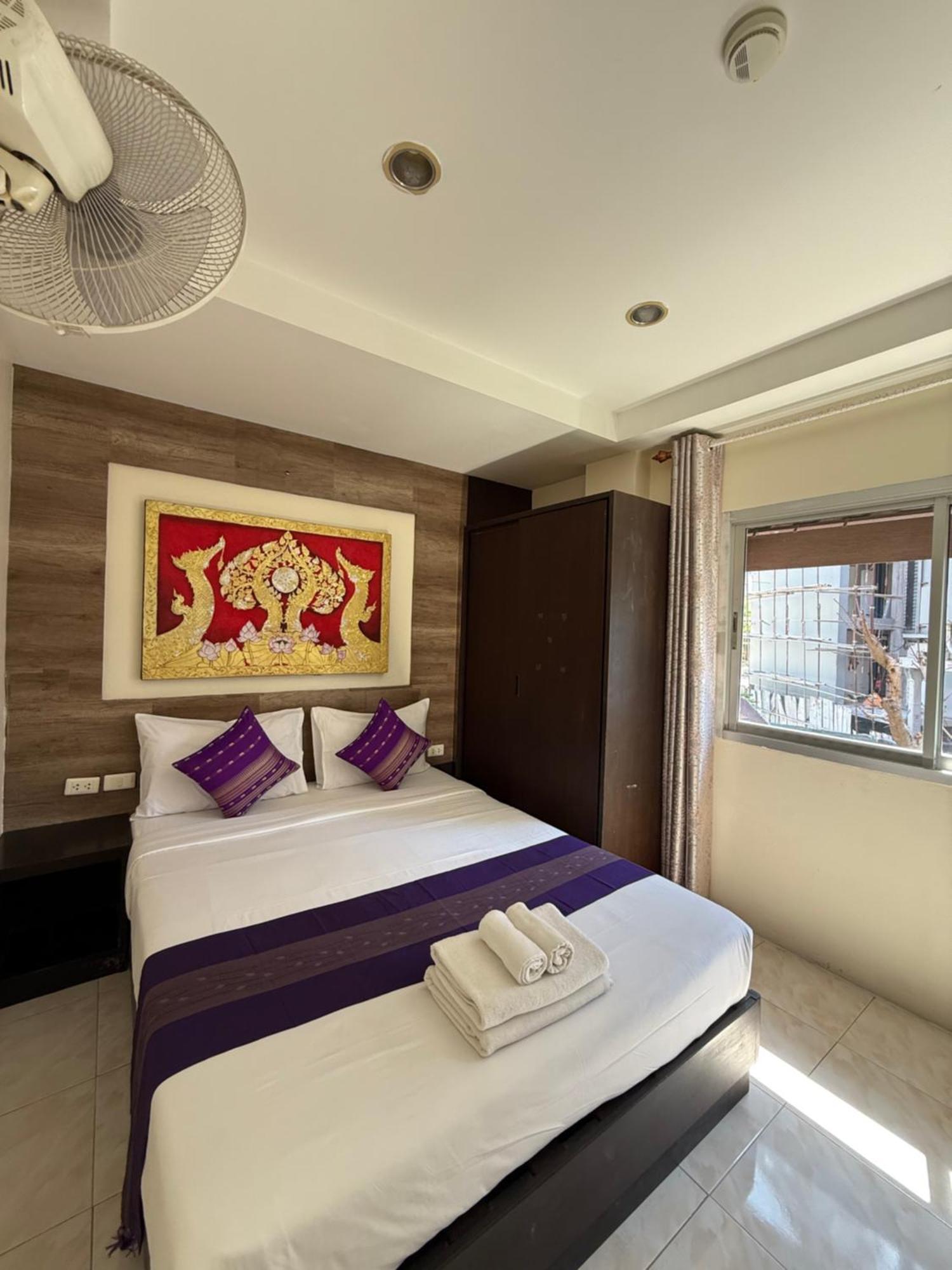 Thai Classic House Patong Екстериор снимка