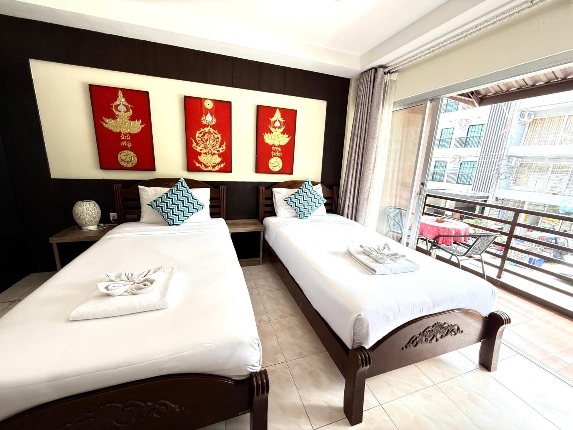 Thai Classic House Patong Екстериор снимка